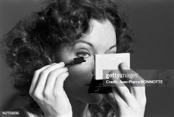 Romy Schneider sur le tournage du film 'Portrait de groupe avec dame' réalisé par Aleksandar Petrovi? le 20 décembre 1976, Autriche.