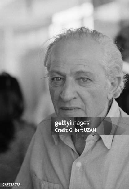 Le réalisateur grec Jules Dassin à l'aéport d'Athènes ele 30 juillet 1974, Grèce.