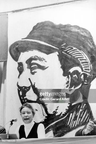 Discours de Simone de Beauvoir lors d'un meeting organisé par le journal ?La Cause du peuple? en soutien aux militants maoistes emprisonnés menant...