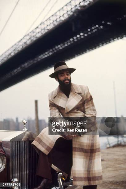 Walt Frazier of the New York Knicks poses for a photo circa 1972 in New York City, New York. NOTE TO USER: User expressly acknowledges and agrees...