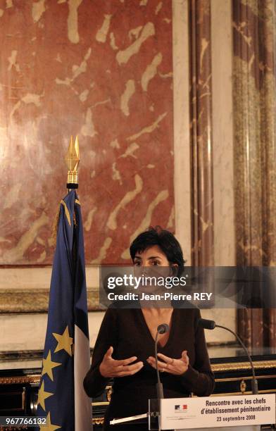 Rachida Dati recoit les chefs d'établissement pénitentiares au ministère de la justice Paris le 23 septembre 2008.