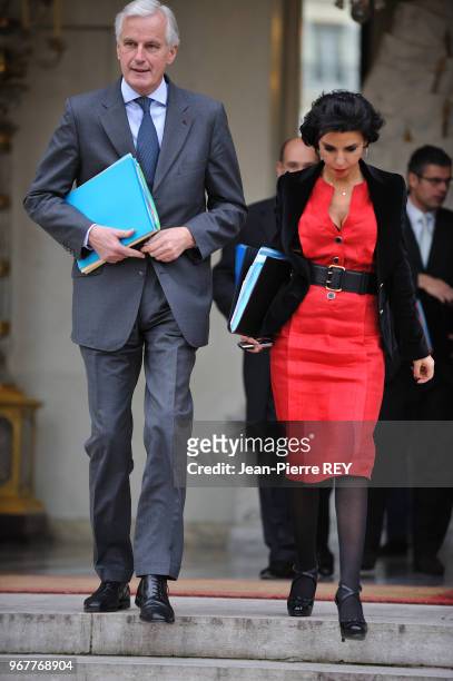 Rachida Dati et Michel Barnier à la sortie du conseil des ministres à l'Elysée le 28 janvier 2009 à Paris, France.