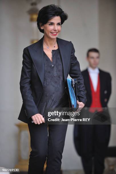 Rachida Dati à la sortie du conseil des ministres le 19 décembre 2008 à Paris, France.