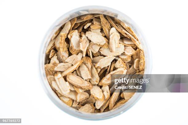 american ginseng slices - american ginseng imagens e fotografias de stock