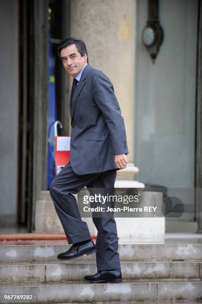 François Fillon à la réunion de crise à l'Elysée le 30 septembre 2008 à Paris, France.