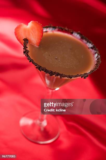 martini de chocolate - afrodisíaco fotografías e imágenes de stock