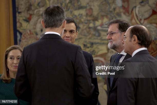 Spain's new Prime Minister Pedro Sanchez takes the oath to King Felipe VI of Spain and Former Prime Minister Mariano Rajoy as President of the...