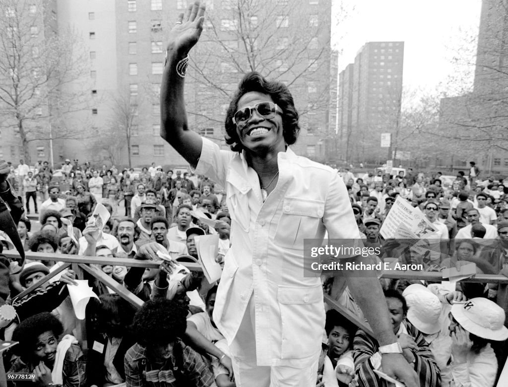 James Brown Visits Harlem