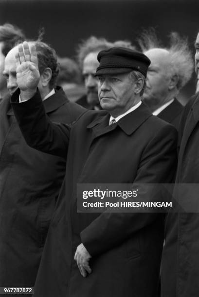 Le chancelier allemand Helmut Schmidt le 25 novembre 1981 à Bonn, Allemagne.