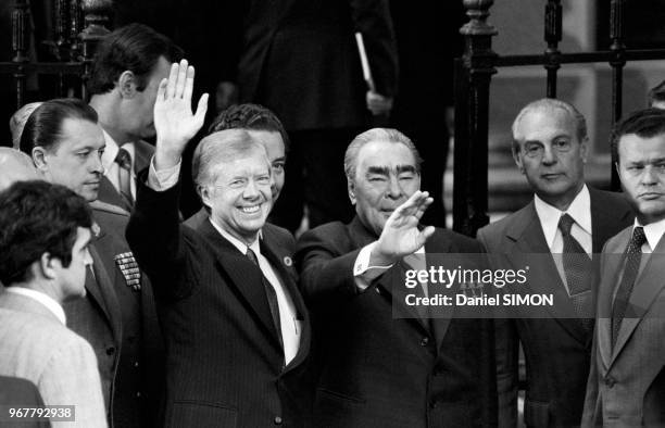 Léonid Brejnev et Jimmy Carter lors du sommet américano-soviétique Salt II sur la limitation des armes stratégiques, Vienne le 18 juin 1979, Autriche.