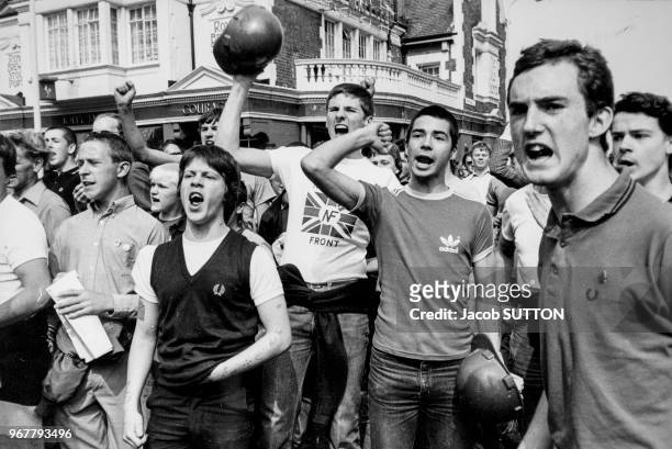 Manifestation du 'National Front' lors du carnaval des Rastas à Londres le 30 aout 1981, Royaume-Uni.