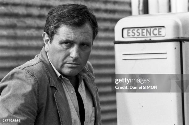Victor Lanoux sur le tournage du film 'Un dimanche de flic' réalisé par Michel Vianey à Paris le 19 juillet 1982, France.