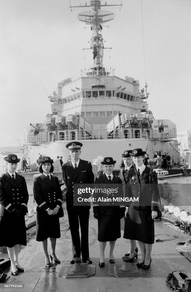 Femmes médecins sur le navire 'Jeanne d'Arc' en 1981