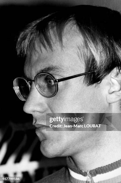 Laurent Fignon lors de la présentation de la nouvelle équipe cycliste Renault à Paris le 18 février 1985, France.