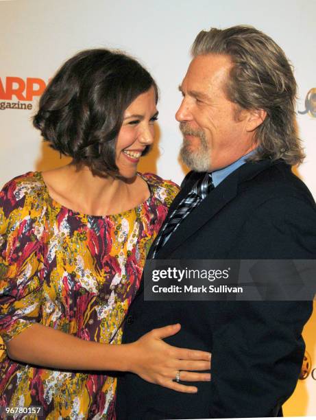 Actress Maggie Gyllenhaal and actor Jeff Bridges attend AARP's 9th Annual Movies For Grownups awards gala held on February 16, 2010 in Beverly Hills,...