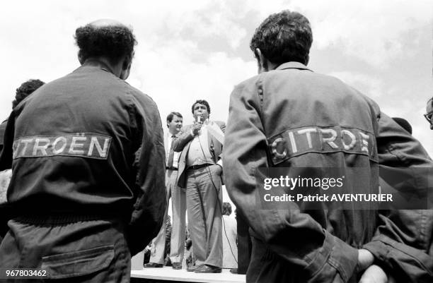 André Sainjon lors d'un meeting à l'usine Citroën d'Aulnay-sous-Bois pendant une grève le 23 mai 1984, France.