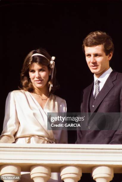 Caroline de Monaco et Stefano Casiraghi au balcon du palais le jour de leur mariage le 23 décembre 1983, Monaco.