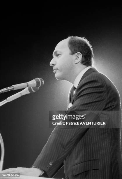Laurent Fabius lors du lancement de la campagne pour les élections législatives à Issy-les-Moulineaux le 29 novembre 1985, France.