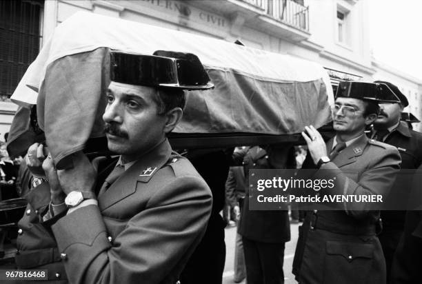 Obsèques de trois gardes civils tués dans un attentat de l'ETA le 28 septembre 1984 à Vitoria, Espagne.