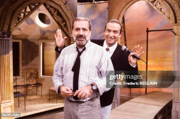 Jean Yanne et Yves Lecoq lors d'une émission de télévision le 23 novembre 1989 à Paris, France.