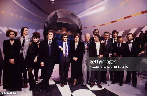 Philippe Lavil, Lio, Gérard Lenorman, Alain Prost, Jacques Chancel, Jacques Lafitte, Stéphane Collaro, Henri Leconte et Henri Salvador lors de...