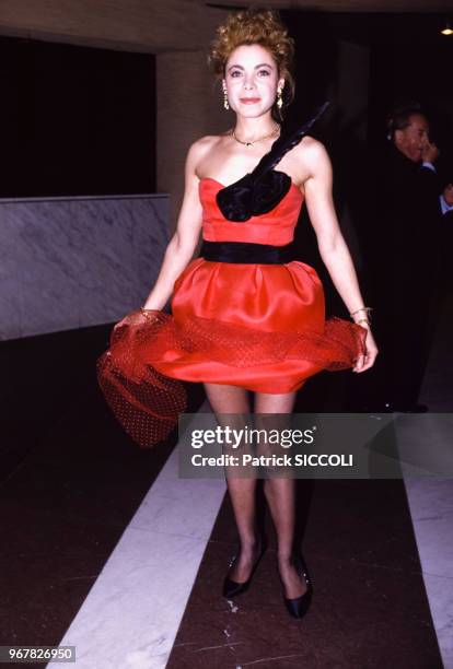 Actrice française Grace de Capitani lors de la soirée de remise des prix du Festival de Télévision à Monte-Carlo le 13 février 1988, Monaco.