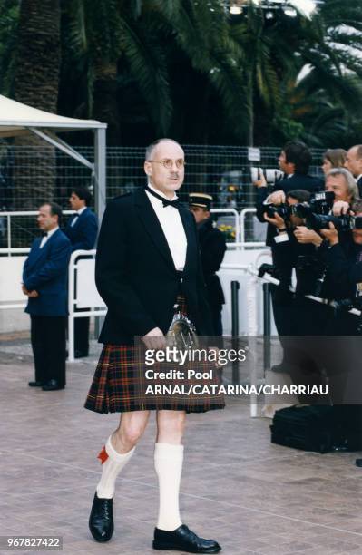 James Ellroy porte un kilt lors du Festival de Cannes le 14 mai 1997, France.