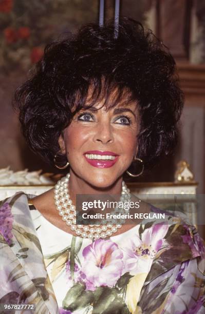 Elizabeth Taylor le 13 juin 1991 à Paris, France.