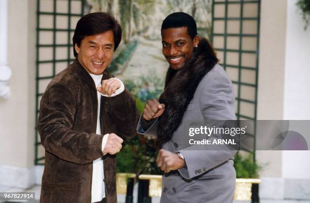 Jackie Chan et Chris Tucker lors de la promotion du film 'Rush Hour' à Paris le 24 novembre 1998, France.