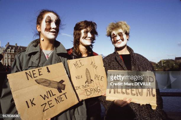 Manifestation anti-missiles à La Haye le 29 octobre 1983, Pays-Bas.