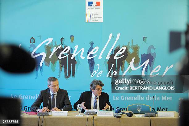 French Ecology and sustainable development minister Jean-Louis Borloo , Agriculture, Food and Fisheries minister Bruno le Maire give a press...