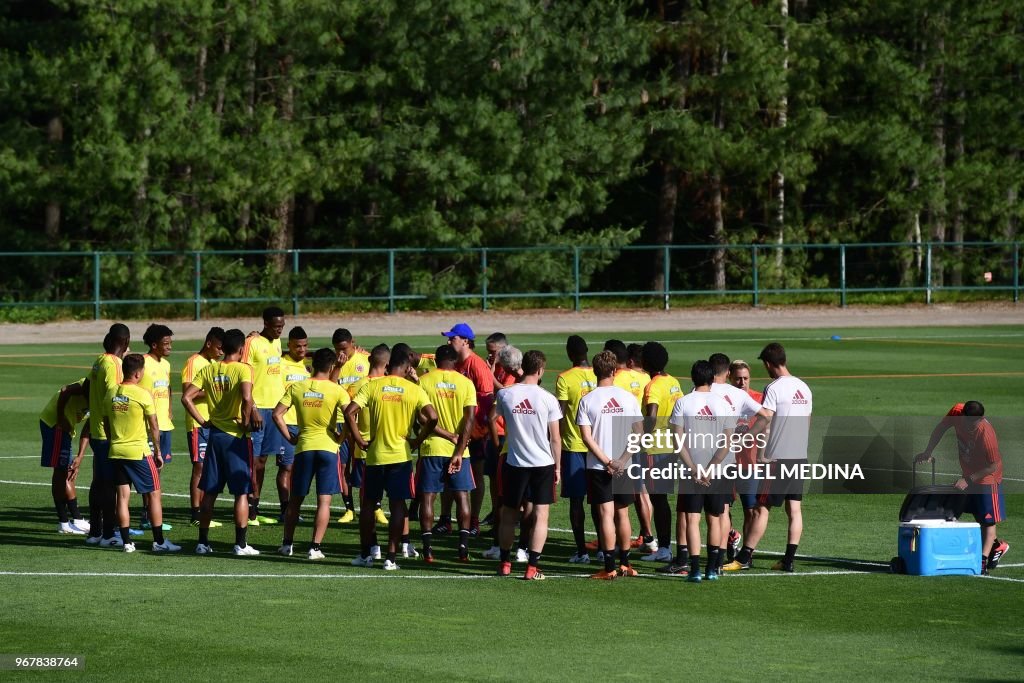 FBL-WC-2018-COL-TRAINING