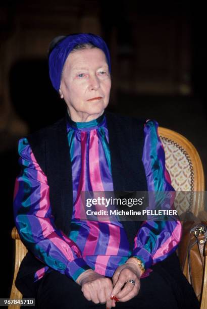 Simone de Beauvoir, écrivain féministe, le 18 janvier 1983 à Paris, France.