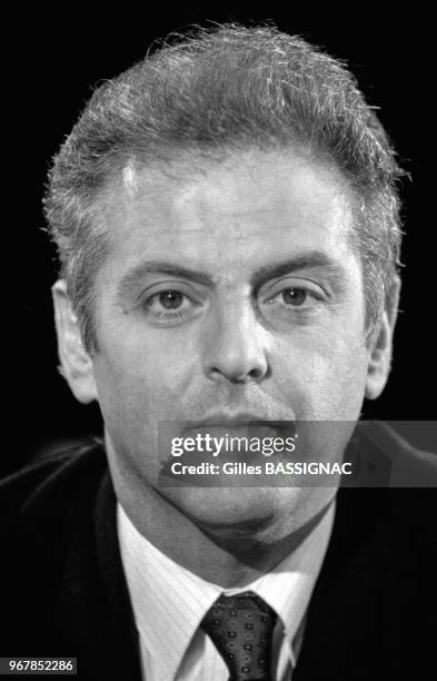 Le chef d'orchestre Daniel Barenboim sur le plateau de l'émission 7/7 à Paris le 22 janvier 1989, France.