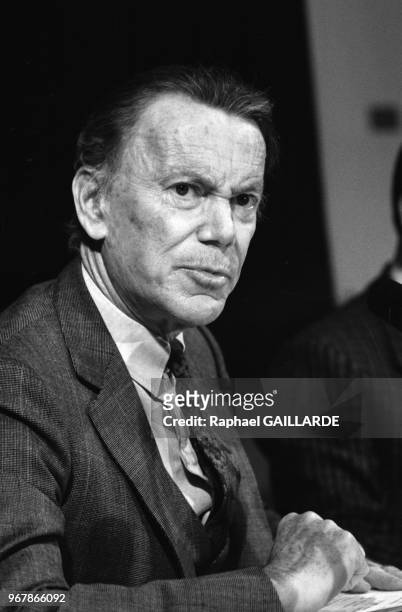 Albin Chalandon, garde des sceaux, lors d'une conférence de presse à Paris le 29 septembre 1987, France.