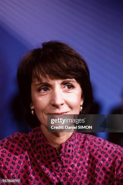 Catherine Tasca sur un plateau de télévision le 19 septembre 1988 à Paris, France.
