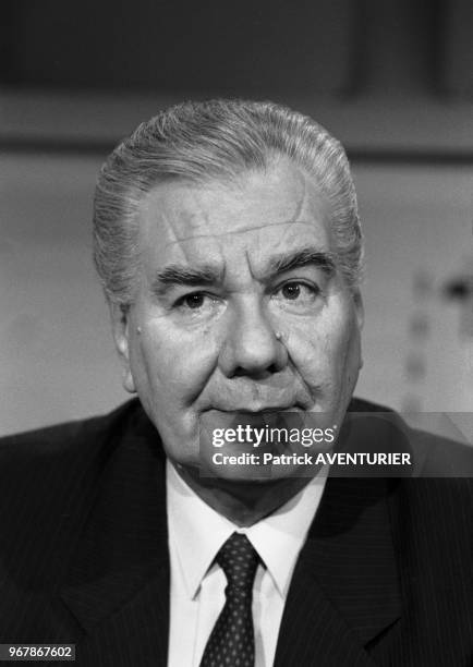 René Monory, homme politique, le 13 février 1986 à Paris, France.