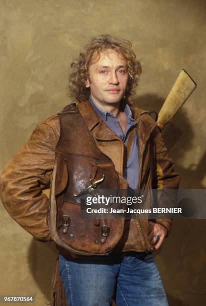 Niels Arestrup dans la pièce de théâtre 'Fool for Love' à Paris le 23 octobre 1985, France.