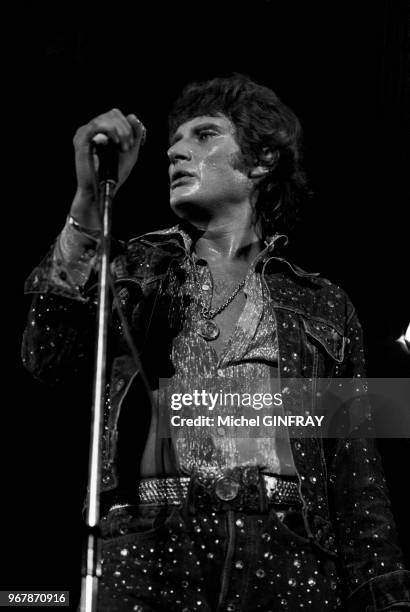 Concert de Johnny Hallyday au Palais des Sports à Paris, France, le 28 septembre 1976.