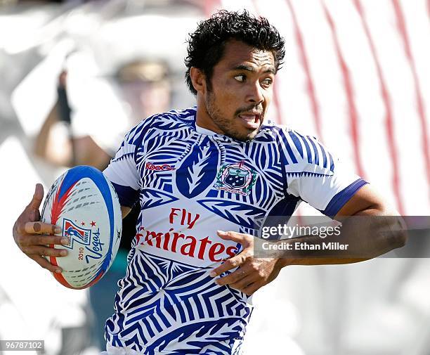 Fautua Otto of Samoa runs in for a try against Wales during the IRB Sevens World Series at Sam Boyd Stadium February 14, 2010 in Las Vegas, Nevada....