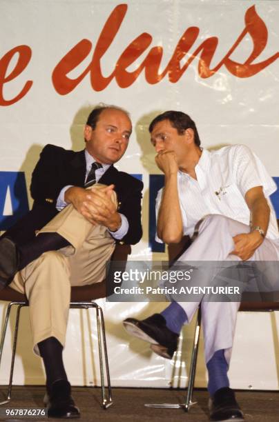 Jacques Toubon et François Léotard lors d'une réunion du Parti républicain le 30 août 1987 à Bordeaux, France.