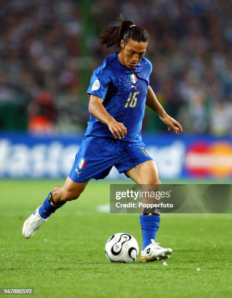 Mauro Camoranesi of Italy in action during the FIFA World Cup Group E match between Italy and Ghana at the Stadium in Hanover on June 12th, 2006....