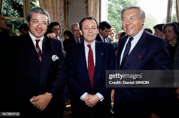 Jean-Paul Huchon, Michel Rocard et Roger Godino à Matignon, à Paris, France le 15 mai 1991.