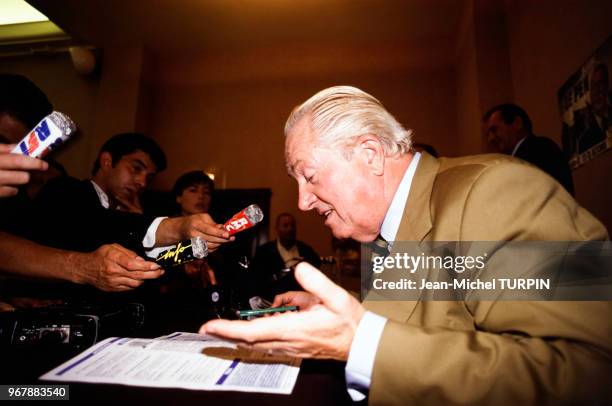 Jean-Marie Le Pen face aux journalistes le 15 septembre 1991 à Paris, France.