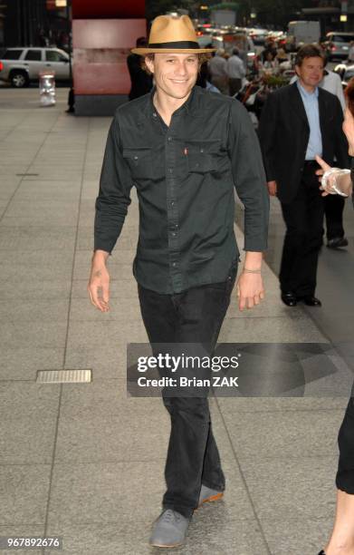 Heath Ledger arrives to a special screening of "Rescue Dawn" held at Dolby Screening Room, New York City BRIAN ZAK.