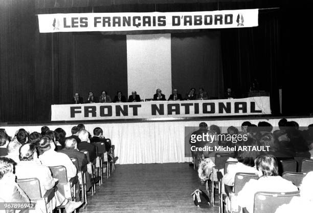 Jean-Marie Le Pen lors de la présentation des candidats du Front National à la Mutualité à Paris le 17 janvier 1978, France.