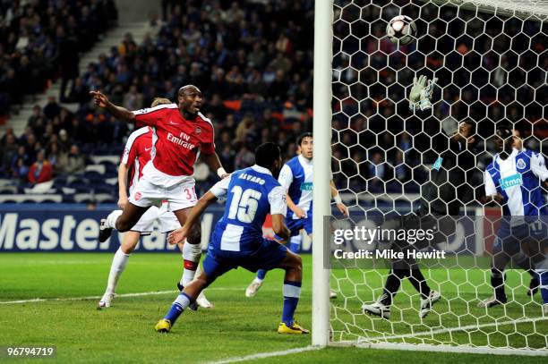 Sol Campbell of Arsenal heads Arsenals first goal of the game during the UEFA Champions League last 16 first leg match between FC Porto and Arsenal...