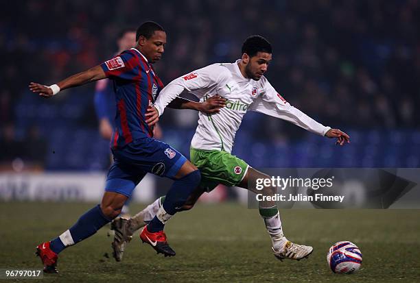 Jobi McAnuff of Reading battles with Nathaniel Clyne of Palace during the Coca-Cola Championship match between Crystal Palace and Reading at Selhurst...