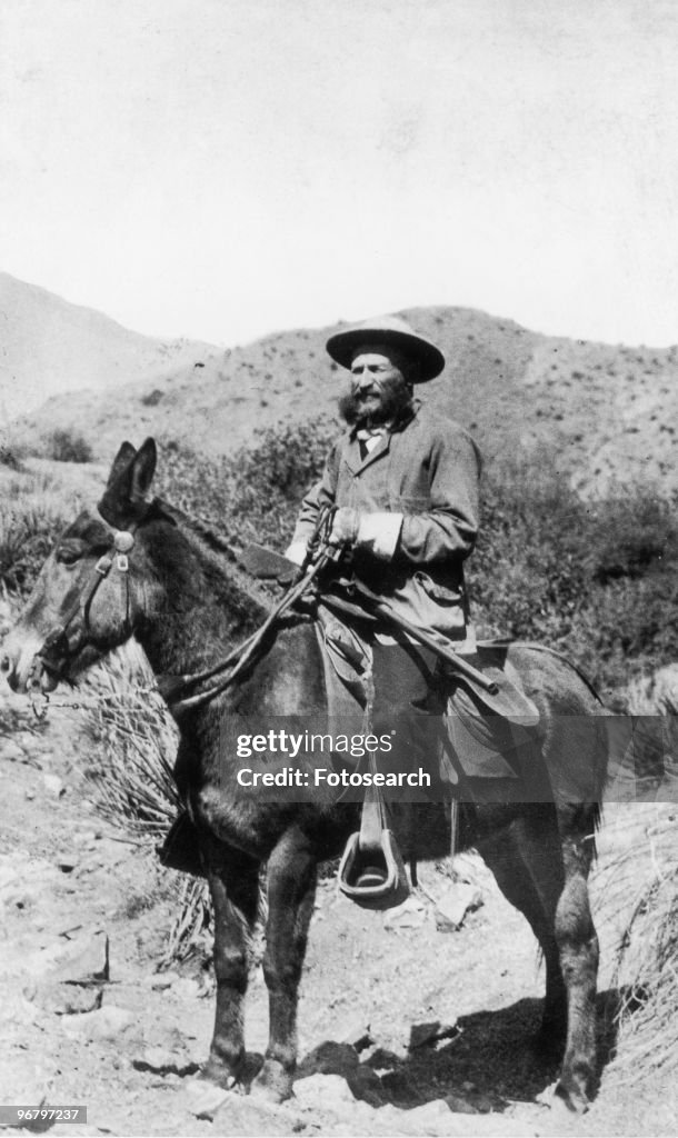 Col. George Crook General George Crook riding a mule, circa 1885. . News Photo - Getty Images
