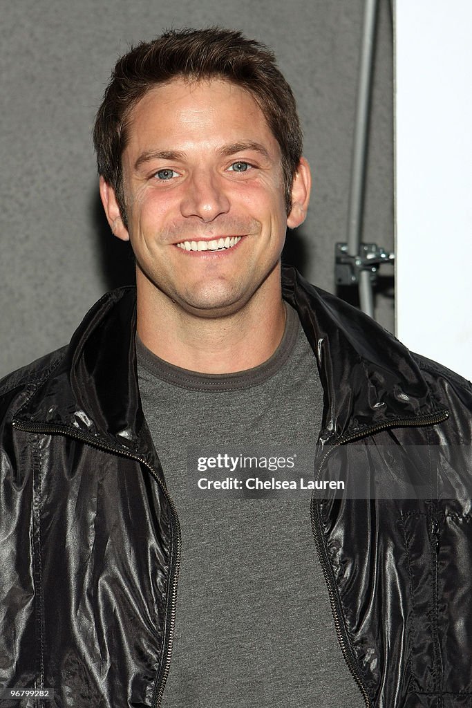 Jeff Tim Color Musician Jeff Timmons arrives at the launch of Gridlock Denim at ...